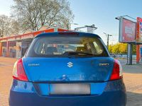 Second-hand Suzuki Swift 92 CP (67 kW) 2011 Albastru Hatchback