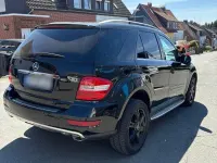 Gebraucht Mercedes ML350 231 PS (169 kW) 2010 Schwarz SUV