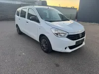 Gebraucht Dacia Lodgy Essentiel 102 PS (75 kW) 2017 Weiß Van / Kleinbus