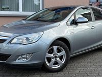 Gebraucht Opel Astra Design Edition 87 PS (63 kW) 2011 Silber Limousine