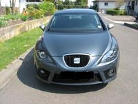 Usata Seat Leon 328 CV (241 kW) 2006 Grigio Berlina