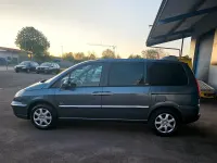 Gebraucht Peugeot 807 Premium 136 PS (100 kW) 2011 Grau Van / Kleinbus