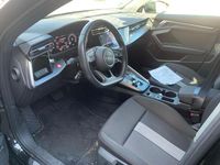 Gebraucht Audi A3 S-Line 150 PS (110 kW) 2023 Mythosschwarz metallic Limousine