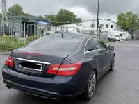 Gebraucht Mercedes E250 204 PS (150 kW) 2011 Blau Coupé