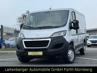 Gebraucht Peugeot Boxer 120 PS (88 kW) 2022 Grau Van