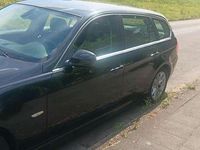 Gebraucht BMW 316 116 PS (85 kW) 2010 Schwarz Kombi
