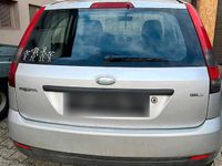 Gebraucht Ford Fiesta 95 PS (69 kW) 2004 Grau Kleinwagen