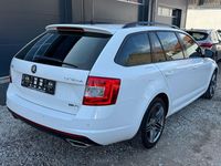Gebraucht Skoda Octavia vRS 184 PS (135 kW) 2014 Weiß Kleinwagen