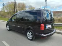 Second-hand VW Caddy Maxi 110 CP (80 kW) 2018 Roșu Monovolum