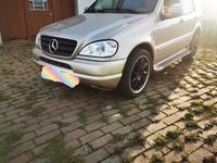 Gebraucht Mercedes ML320 218 PS (160 kW) 2003 Gold SUV