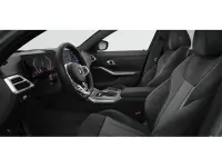 Gebraucht BMW 330 M Sport 286 PS (210 kW) 2025 Grau Kombi
