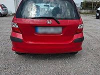 Second-hand Honda Jazz 83 CP (61 kW) 2005 Roșu Hatchback
