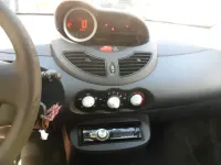 Gebraucht Renault Twingo 75 PS (55 kW) 2011 Rot Kleinwagen