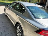 Używany VW Passat 120 KM (88 kW) 2015 Srebrny Sedan/Limuzyna