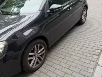 Gebraucht VW Golf VI Match 105 PS (77 kW) 2011 Schwarz Kleinwagen