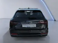 Używany Audi A4 Advanced 204 KM (150 kW) 2023 Szary Kombi