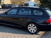 Second-hand BMW 318 143 CP (105 kW) 2009 Negru Break