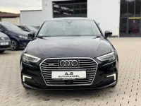 Gebraucht Audi e-tron Sport 150 PS (110 kW) 2020 Schwarz SUV