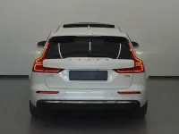 Gebraucht Volvo V60 Ultra 455 PS (334 kW) 2025 Weiß Kombi