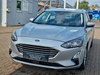 Gebraucht Ford Focus Cool & Connect 125 PS (91 kW) 2022 Silber Kombi