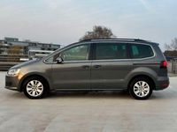 Gebraucht VW Sharan 150 PS (110 kW) 2017 Grau Van / Kleinbus
