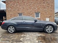 Gebraucht Mercedes E250 204 PS (150 kW) 2011 Grau Coupé