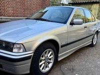 Gebraucht BMW 318 116 PS (85 kW) 1998 Limousine