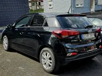 Gebraucht Hyundai i20 Active 101 PS (74 kW) 2020 Schwarz Kleinwagen