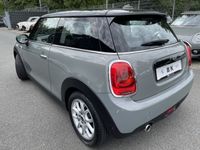 Gebraucht Mini Cooper 136 PS (100 kW) 2019 Metallic) (grau Kleinwagen