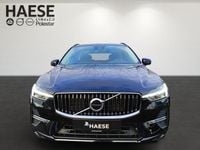 Gebraucht Volvo XC60 Core 197 PS (144 kW) 2022 Onyx black SUV