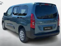 Neu Fiat Doblò 131 PS (96 kW) 2026 Blau Van / Kleinbus