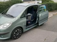 Gebraucht Peugeot 1007 75 PS (55 kW) 2006 Grün Van / Kleinbus