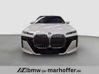 Gebraucht BMW 740 M Sport 286 PS (210 kW) 2025 Weiß (mineralweiss metallic) Limousine