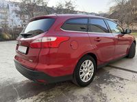 Gebraucht Ford Focus Titanium 125 PS (91 kW) 2014 Candyrot metallic Kombi