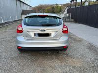 Second-hand Ford Focus Titanium 150 CP (110 kW) 2012 Argintiu Berlinǎ