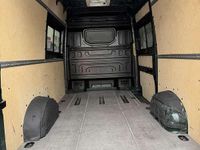 Gebraucht VW Crafter 140 PS (102 kW) 2019 Grün Van