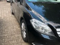 Gebraucht Mercedes B200 136 PS (100 kW) 2014 Schwarz Kleinwagen