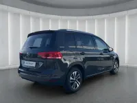 Neu VW Touran Comfortline 150 PS (110 kW) 2026 Grau Van / Kleinbus