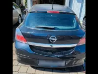 Second-hand Opel Astra 105 CP (77 kW) 2006 Negru Coupe