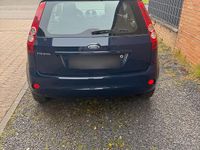 Gebraucht Ford Fiesta 80 PS (58 kW) 2008 Blau Kleinwagen
