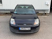 Gebraucht Ford Fiesta Basis 60 PS (44 kW) 2006 Blau Kleinwagen