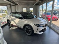 Neu Alfa Romeo GT Junior Edizione Speciale 136 PS (100 kW) 2025 Beige SUV