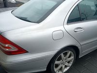 Gebraucht Mercedes C240 Elegance 170 PS (125 kW) 2005 Silber Limousine