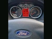 Gebraucht Ford Focus 110 PS (80 kW) 2010 Schwarz Kombi