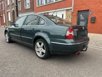 Usata VW Passat 130 CV (95 kW) 2004 Verde Berlina