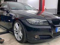 Gebraucht BMW 330 245 PS (180 kW) 2009 Schwarz Limousine