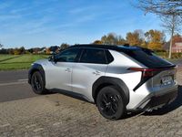 Gebraucht Toyota bZ4X 160 kW (218 PS) 2022 Silber SUV