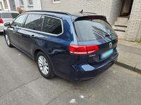 Gebraucht VW Passat 150 PS (110 kW) 2015 Blau Kombi