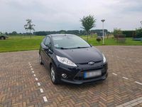 Gebraucht Ford Fiesta 73 PS (53 kW) 2011 Kleinwagen