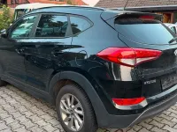 Gebraucht Hyundai Tucson 177 PS (130 kW) 2016 Schwarz SUV